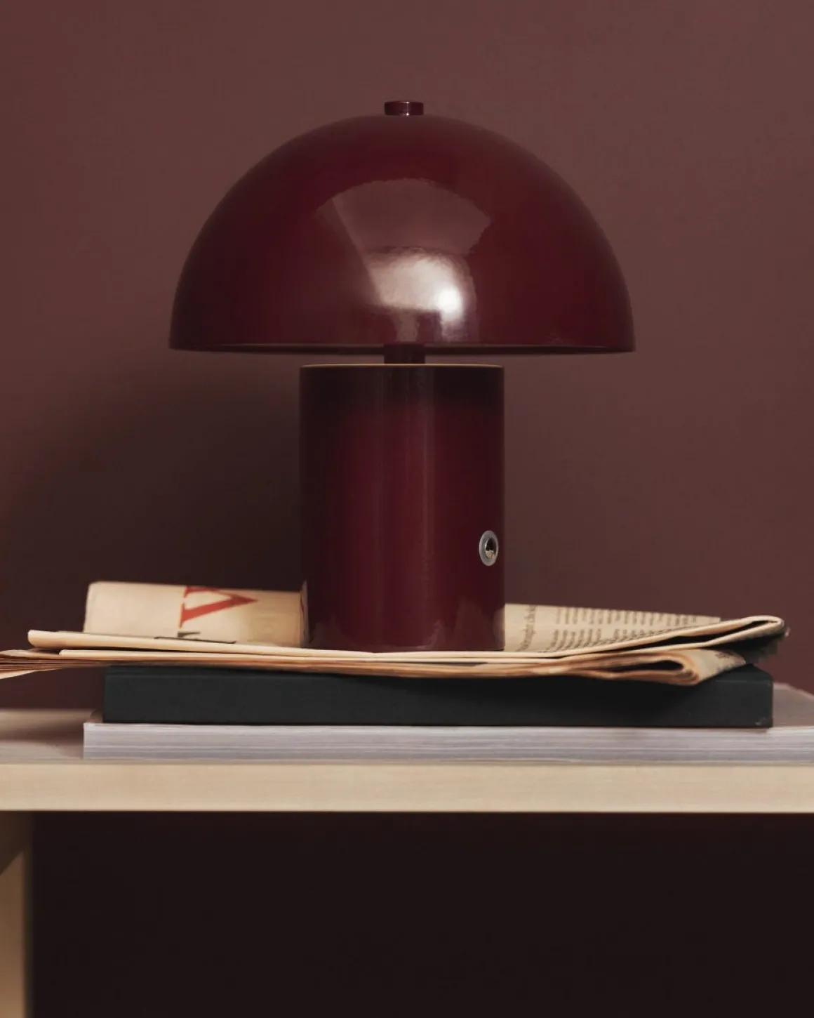 Bordslampa Lou 18x21cm Vinröd