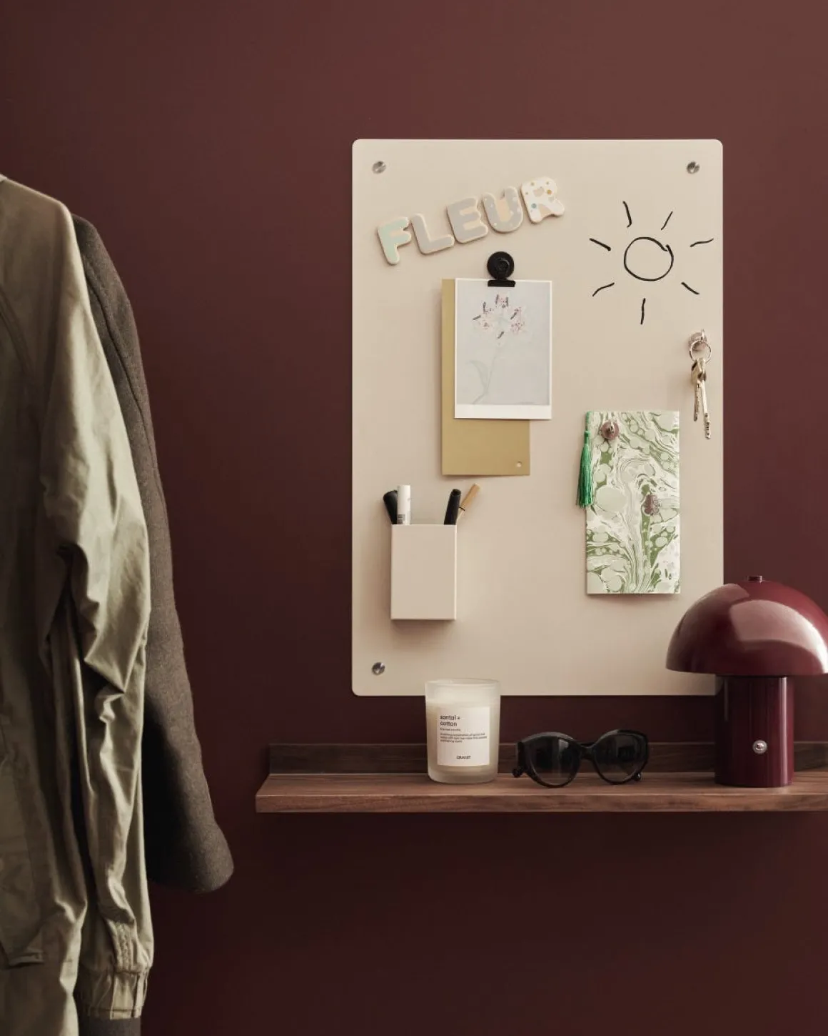 Bordslampa Lou 18x21cm Vinröd