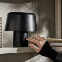 Bordslampa Portabel LED Svart