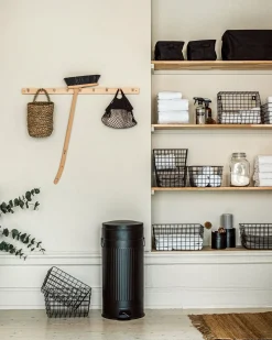 Korg Metall 24x32cm Svart