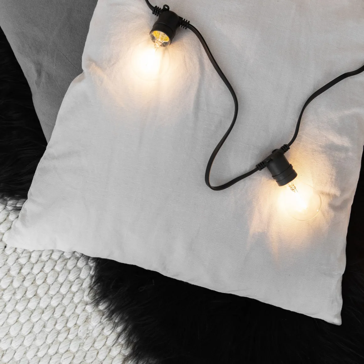 Ljusslinga 10 LED Anslutningsbar 4m Svart