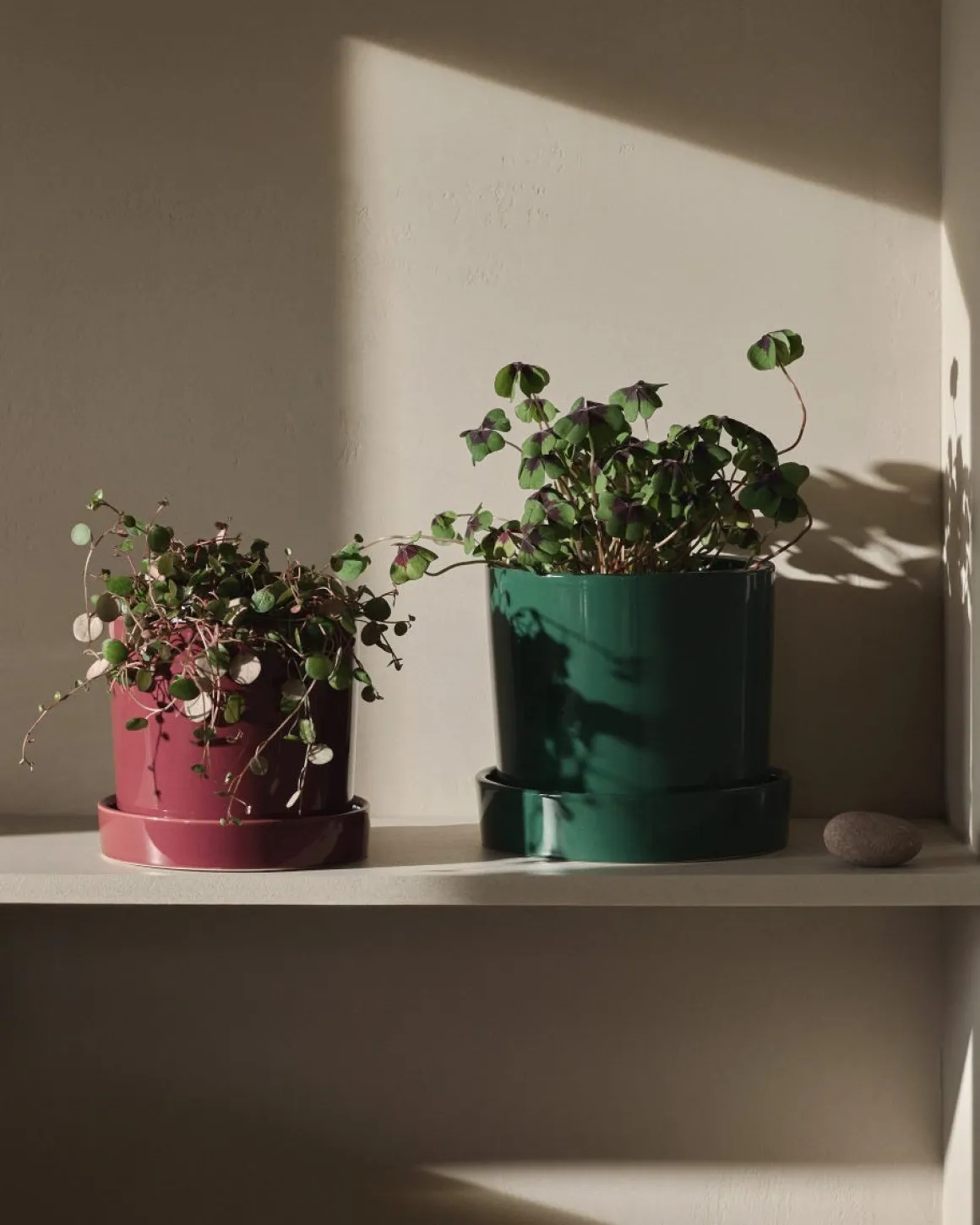 Stengodskruka/Fat 17,5cm Glaserad Vinröd